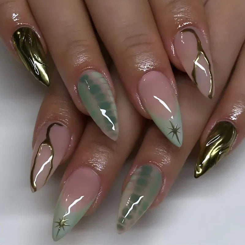 Novari French pointed daily Nails