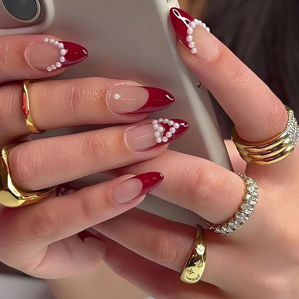 Novari French pointed daily Nails