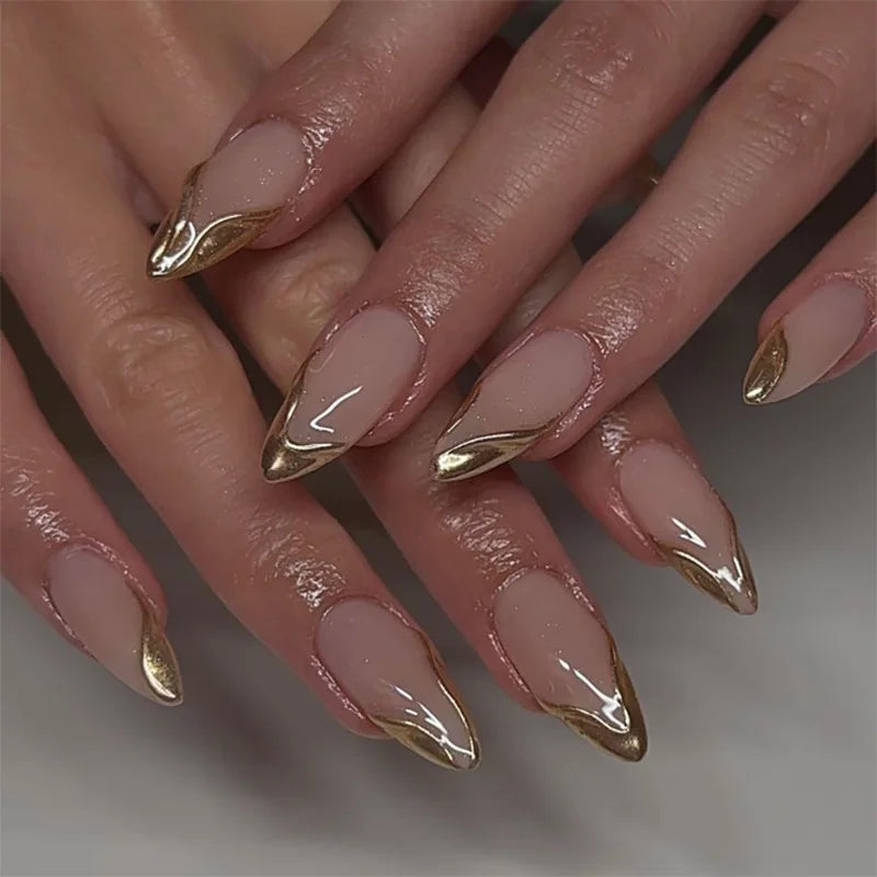 Novari French pointed daily Nails