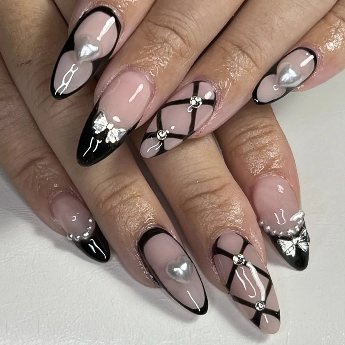 Novari French pointed daily Nails