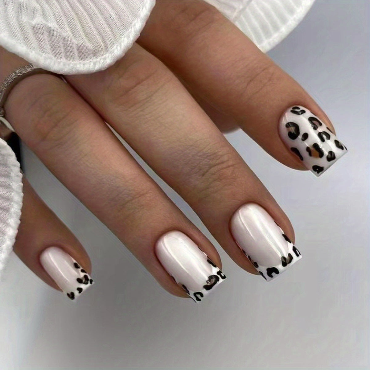 Novari Leopard Print